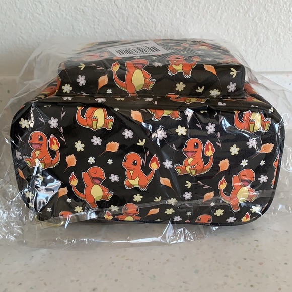 Loungefly Pokémon Charmander Mini Backpack - Picture 9 of 12